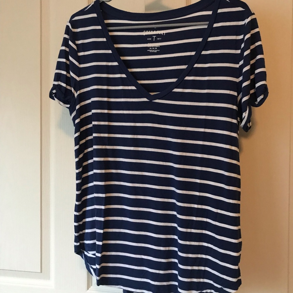Soft Vneck. Size Med